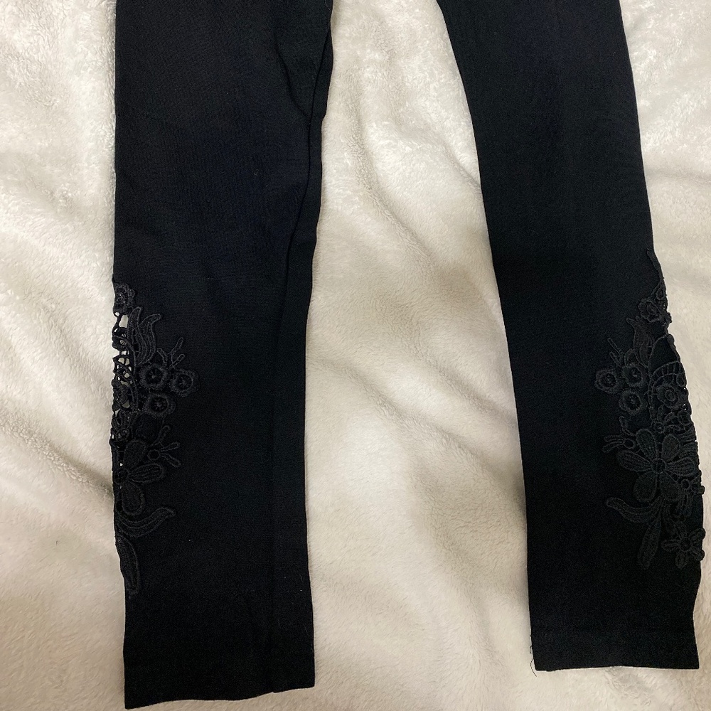 Calzedonia black leggings with embroidered lace, size S
